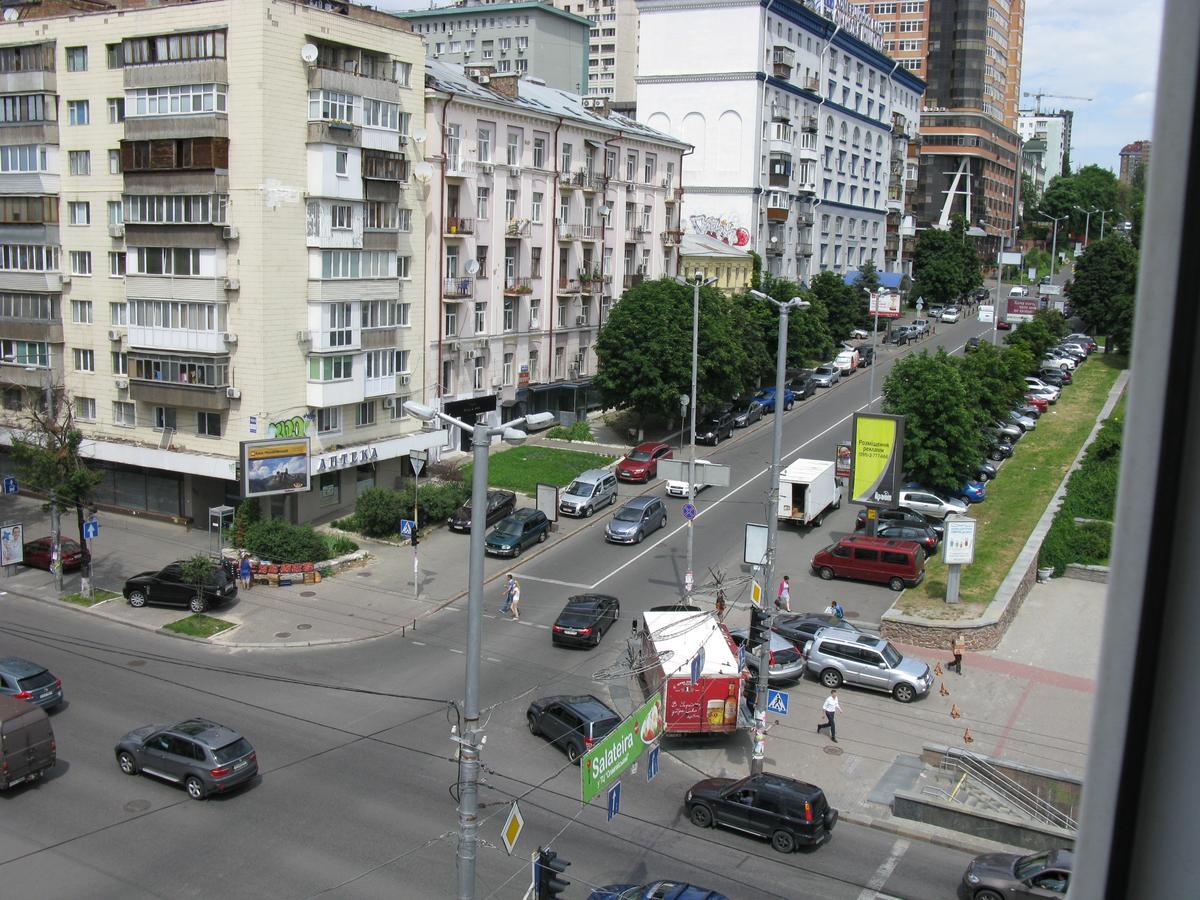 Квартира По Улице Большая Васильковская, 114 Kijev Kültér fotó
